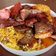 CHURRASCO,FRANGO,LINGUIÇA,ARROZ BRANCO,FEIJAO,BATATA FRITAS,MACARRAO,FAROFA