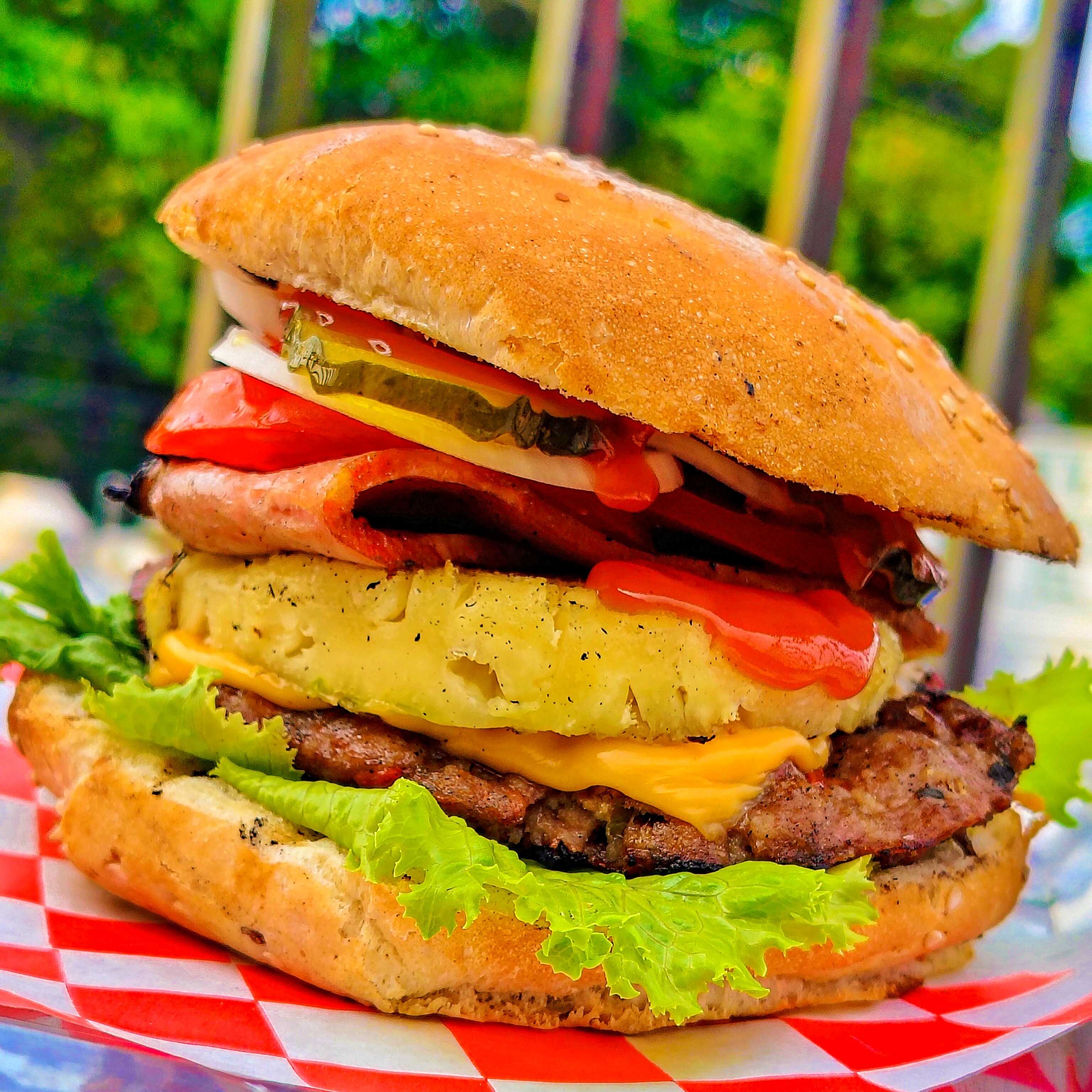 Hamburguesa Hawaiana
