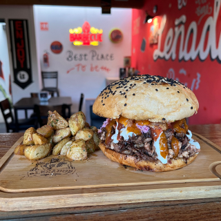 Sándwich Gigante Sándwich Humonster