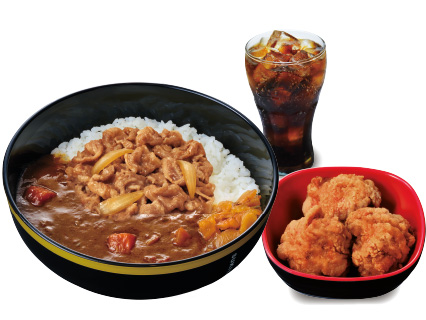 A típica comida caseira do japão, levemente apimentado e acompanhado de carne e arroz japonês.