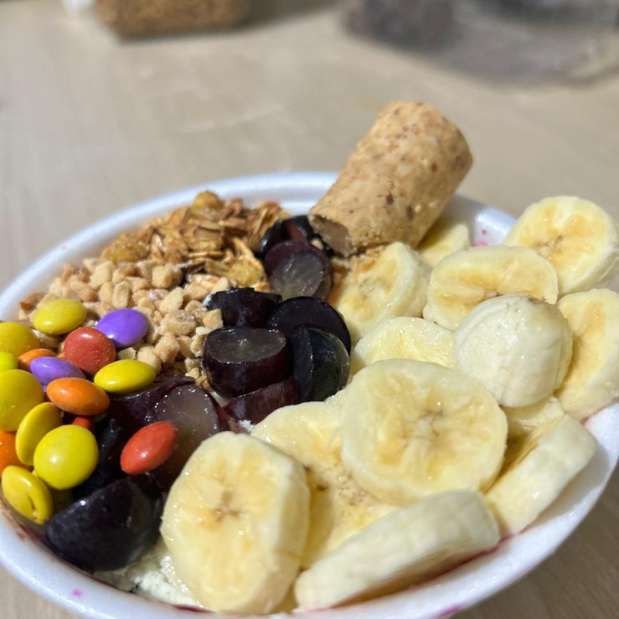 çaí cremoso e bem gelado, servido no tamanho P para matar a fome de verdade. Ideal para refrescar o dia e dar aquela energia extra. Acompanhamentos conforme disponibilidade da loja