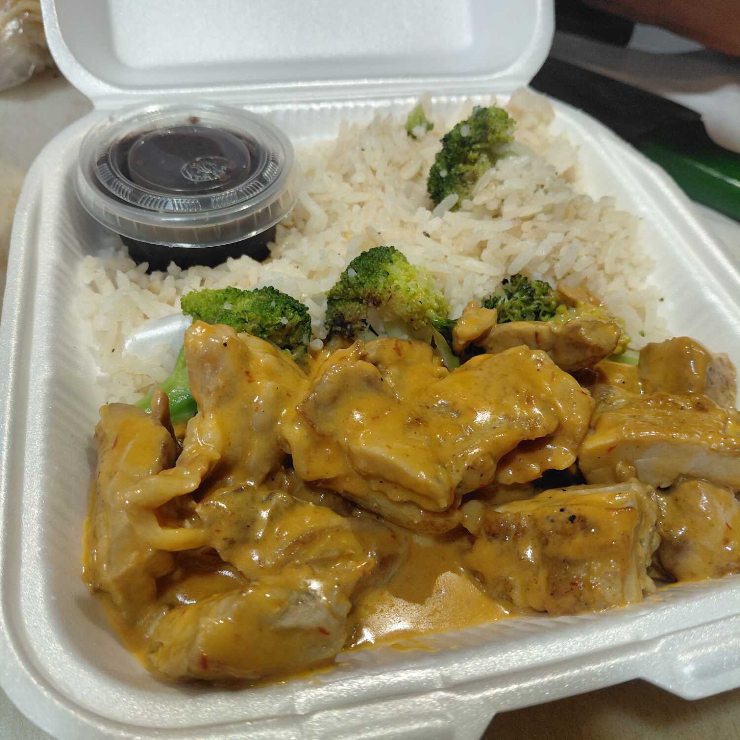 Pollo a la Crema + Agua 500ml Gratis