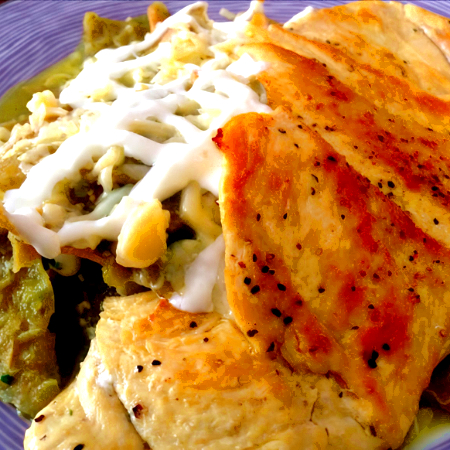 Chilaquiles Verdes con Pechuga Asada