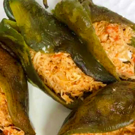 CHILE RELLENO DE PIBIL CAPEADO