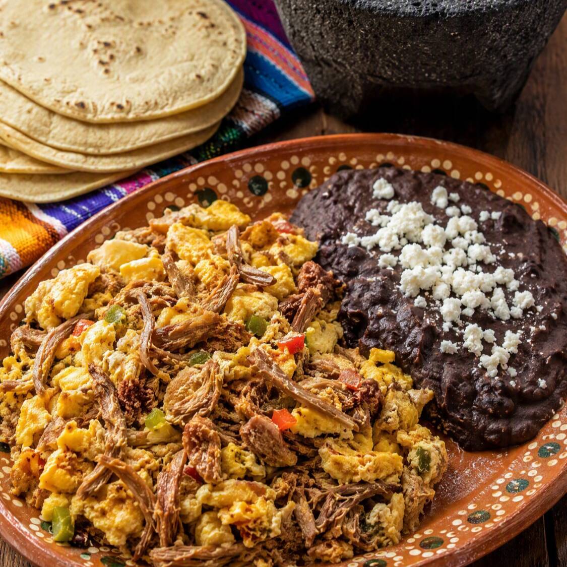 Huevos Recuentos con Deshebrada