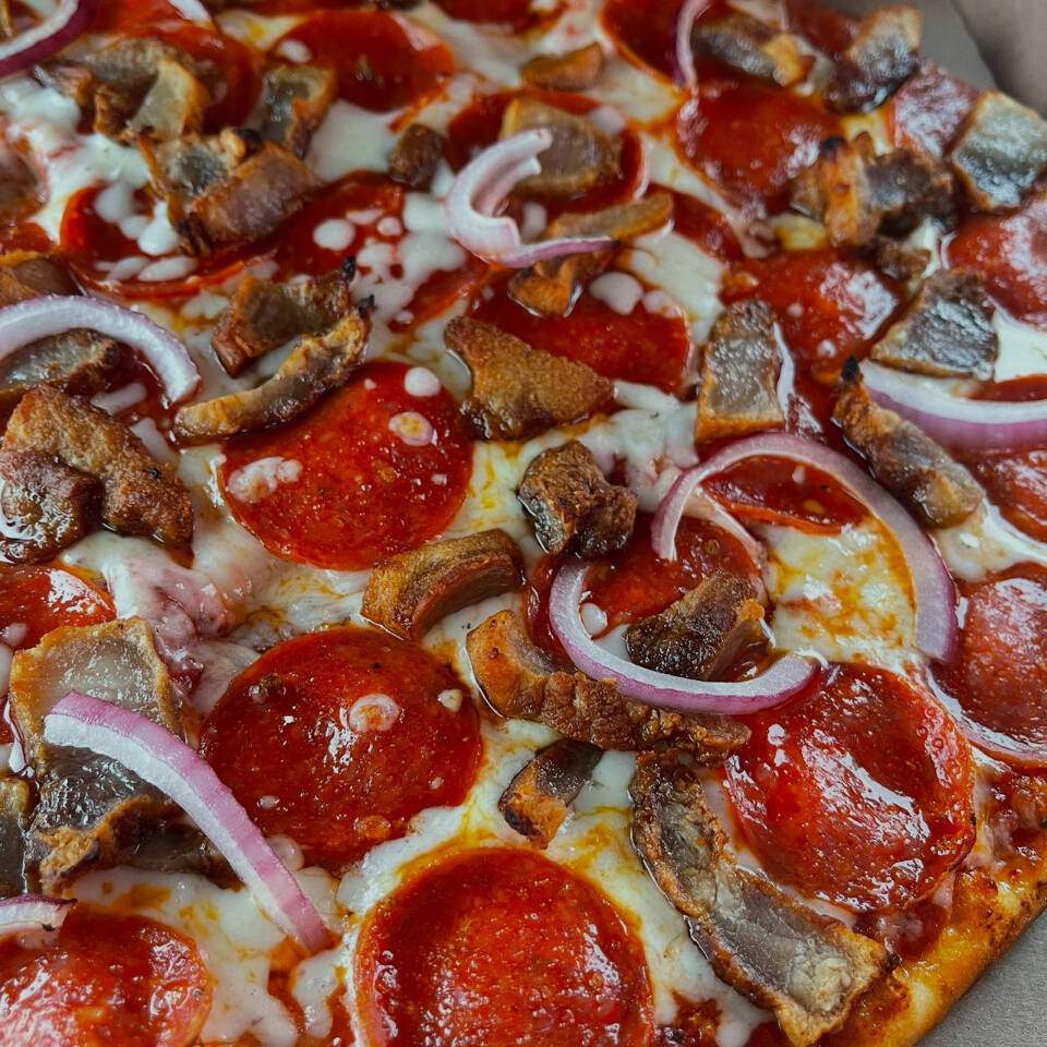 PIZZA CHICHARRON DE CACHETE