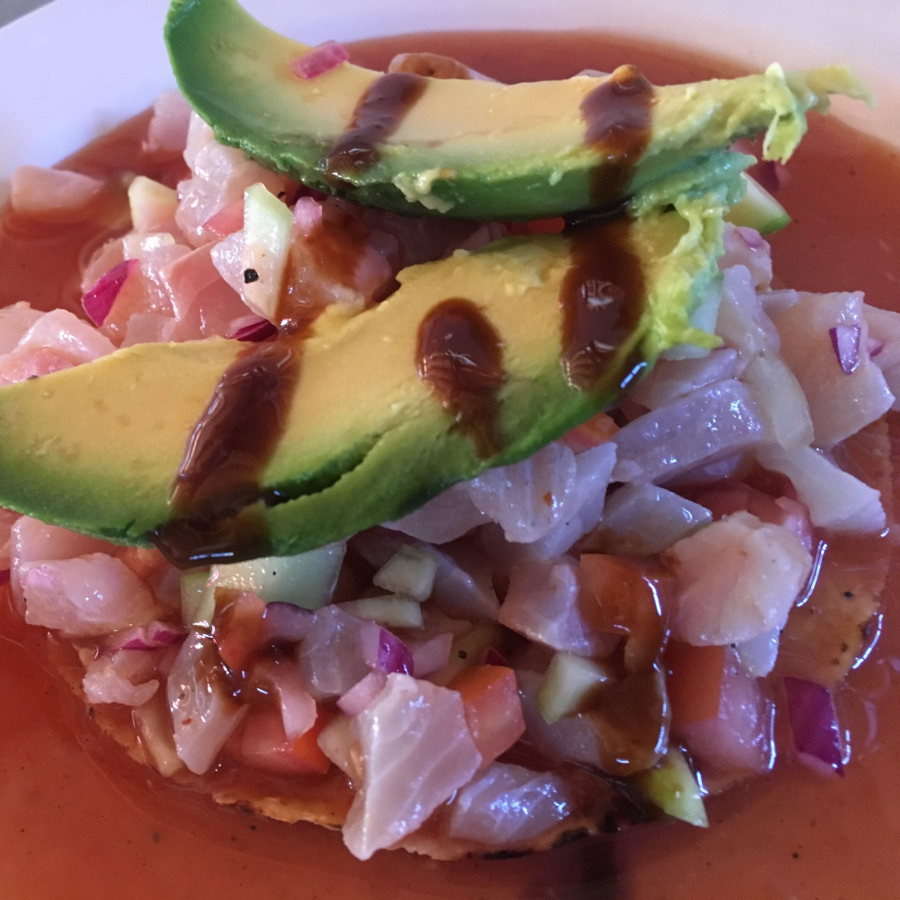 TOSTADA DE CEVICHE DE PESCADO