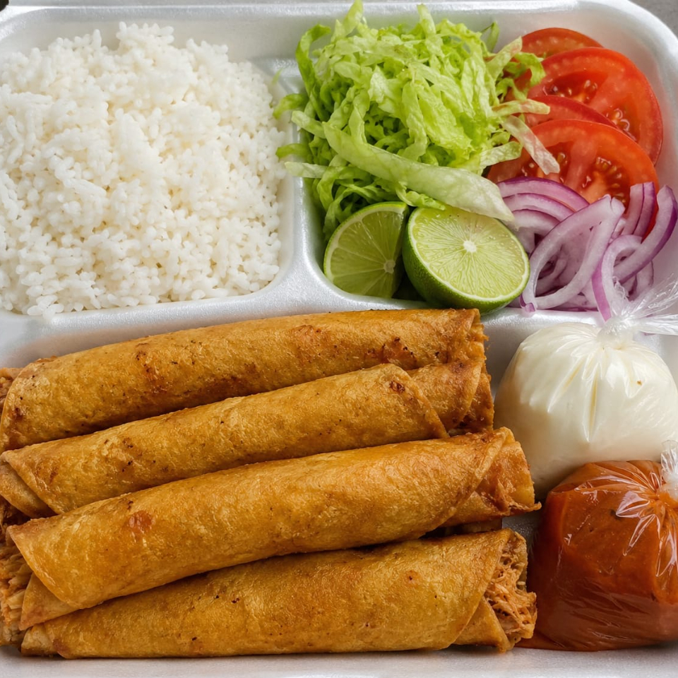 Flautas de Pollo