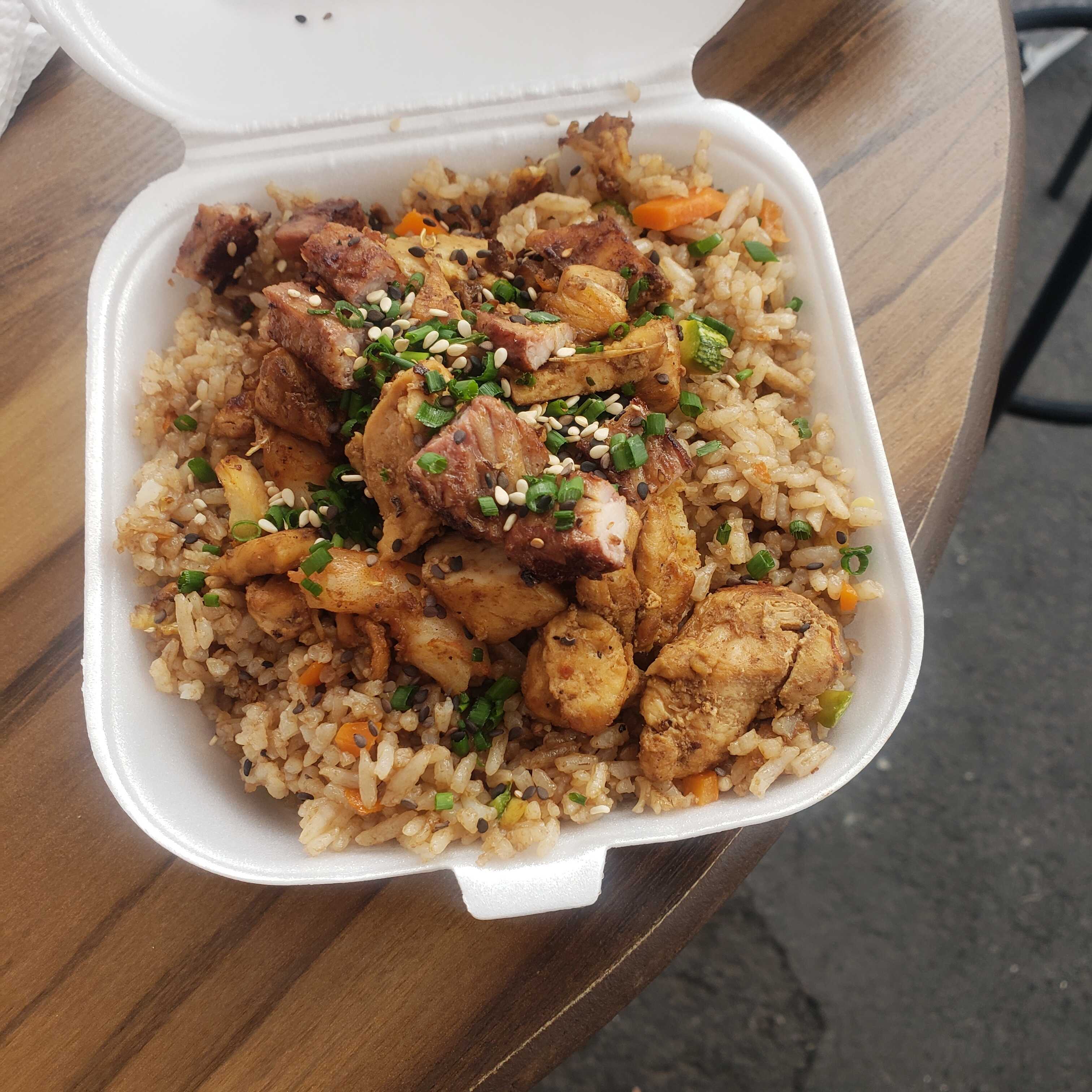 Yakimeshi Pollo