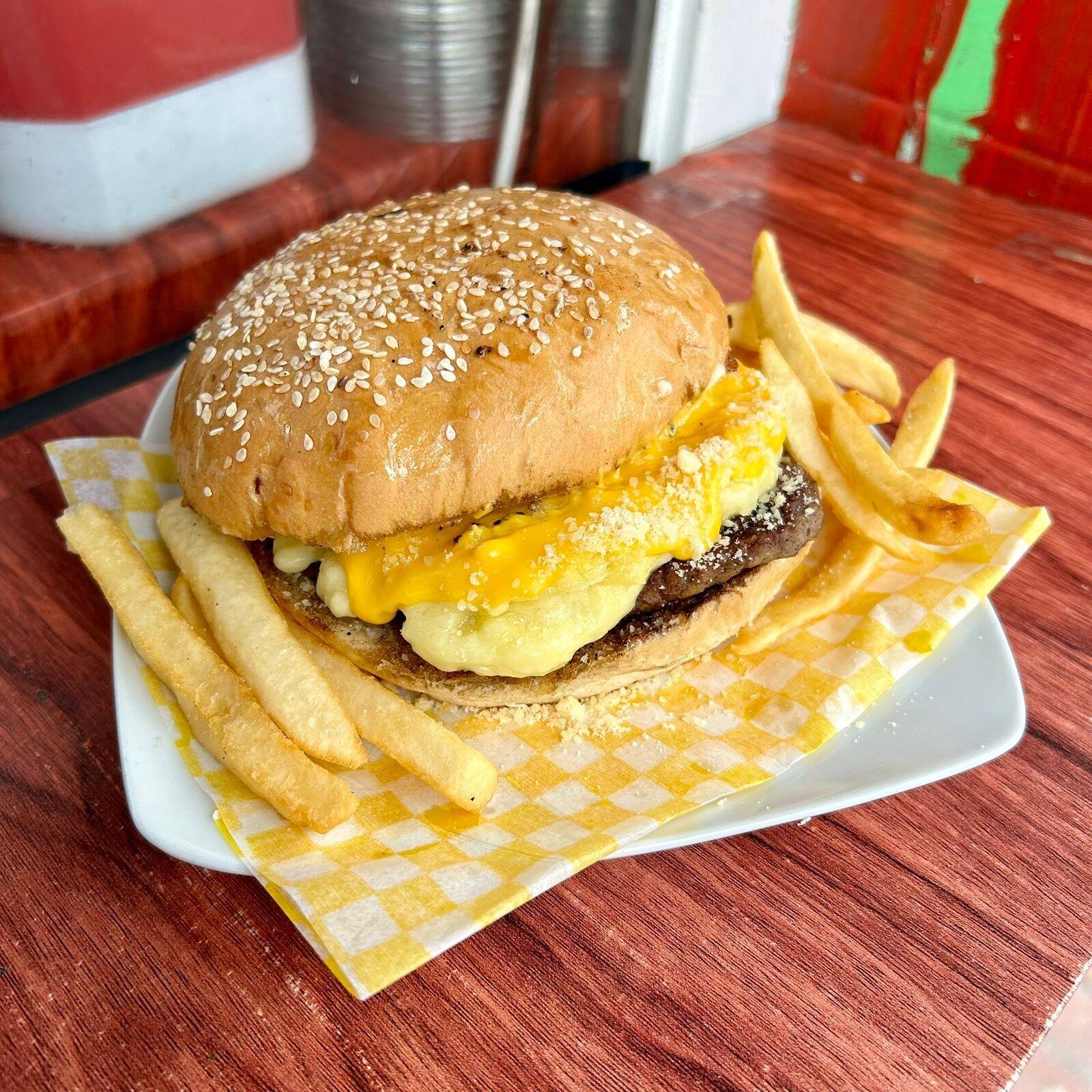 Hamburguesa 3 Quesos