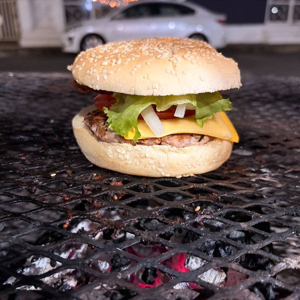 Hamburguesa a la Parrilla