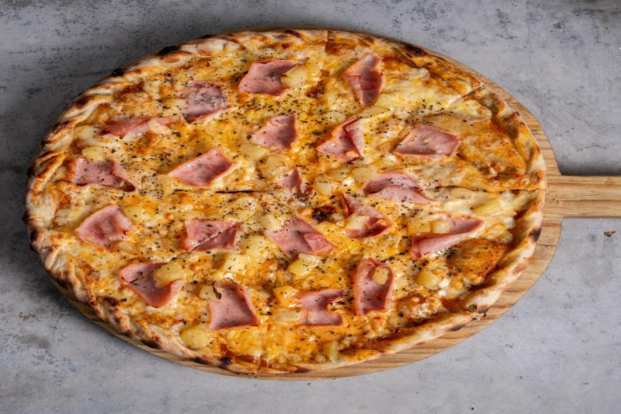PIZZA HAWAIANA.