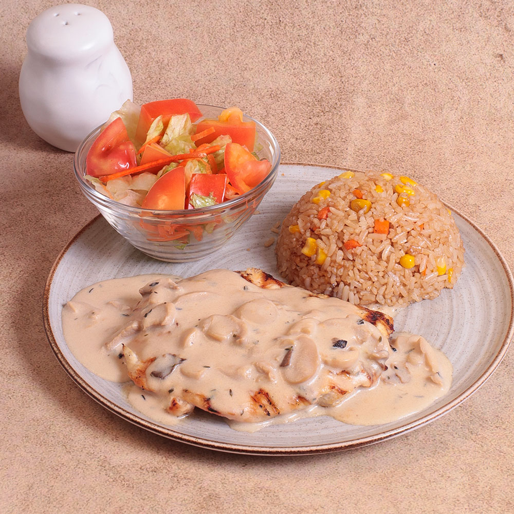 Filete de Pollo en Salsa de Champiñones