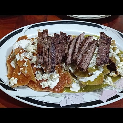 CHILAQUIL VERDE ARRACHERA