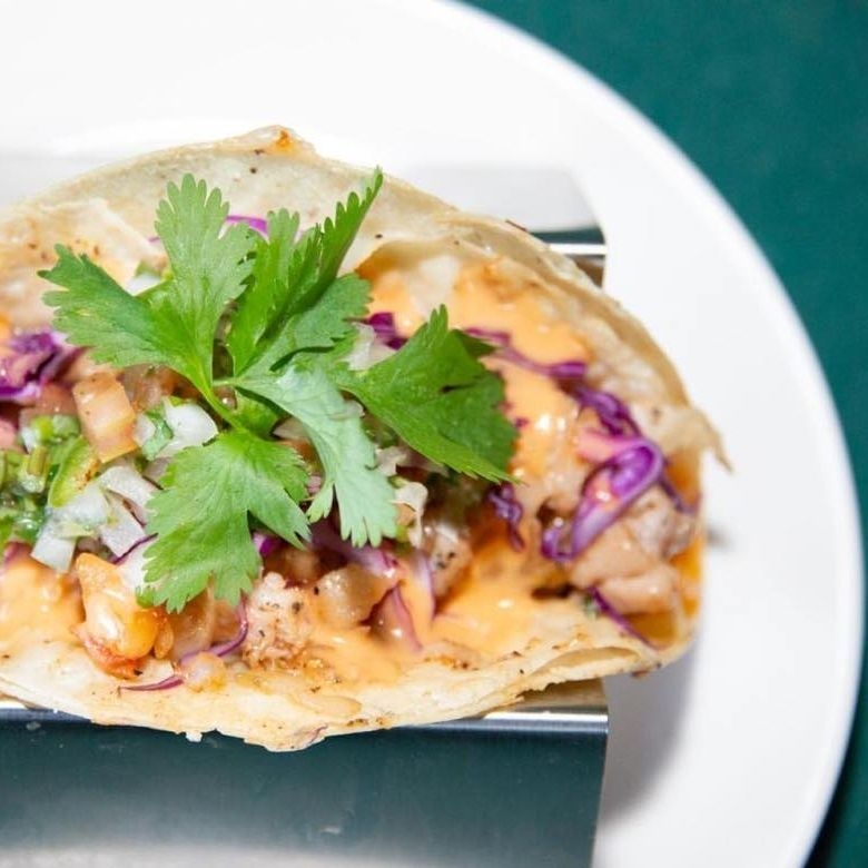 Taco Especial al Ajillo