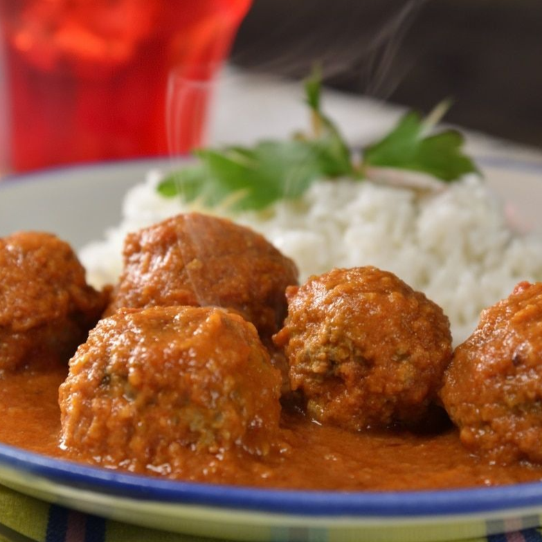 ALBONDIGAS EN CALDILLO(2PZAS)COMBO