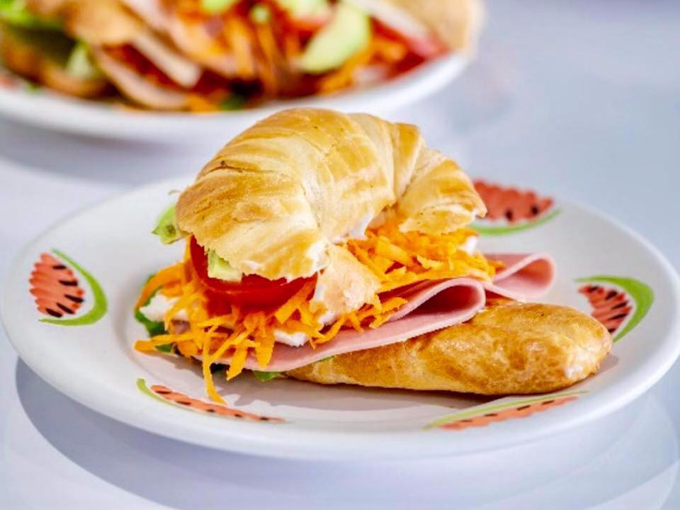 Croissant de Jamon y Queso