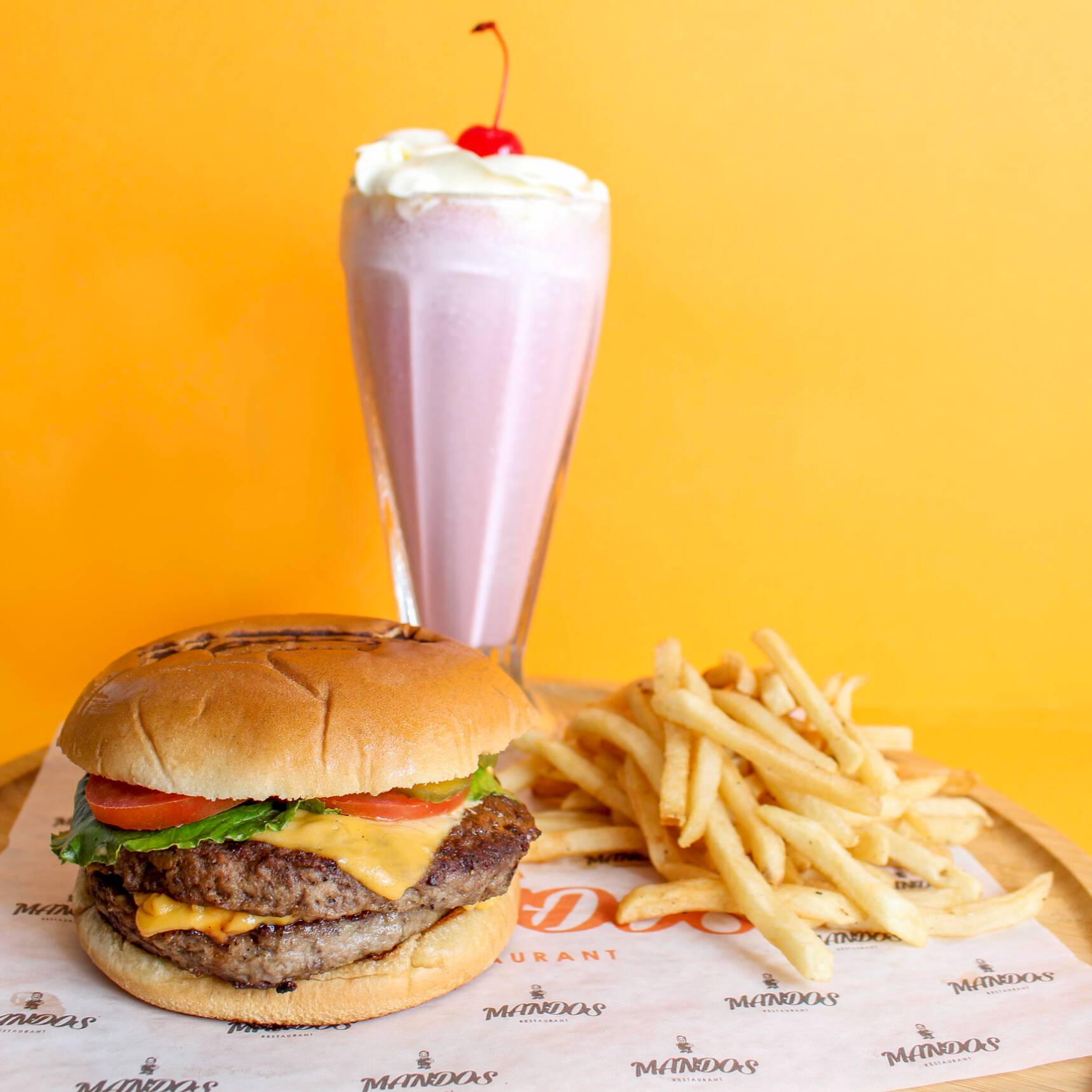 Combo hamburgesa + malteada