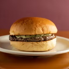 Burger, maionese Pinati.