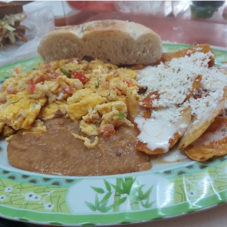 Orden de Huevos a la Mexicana