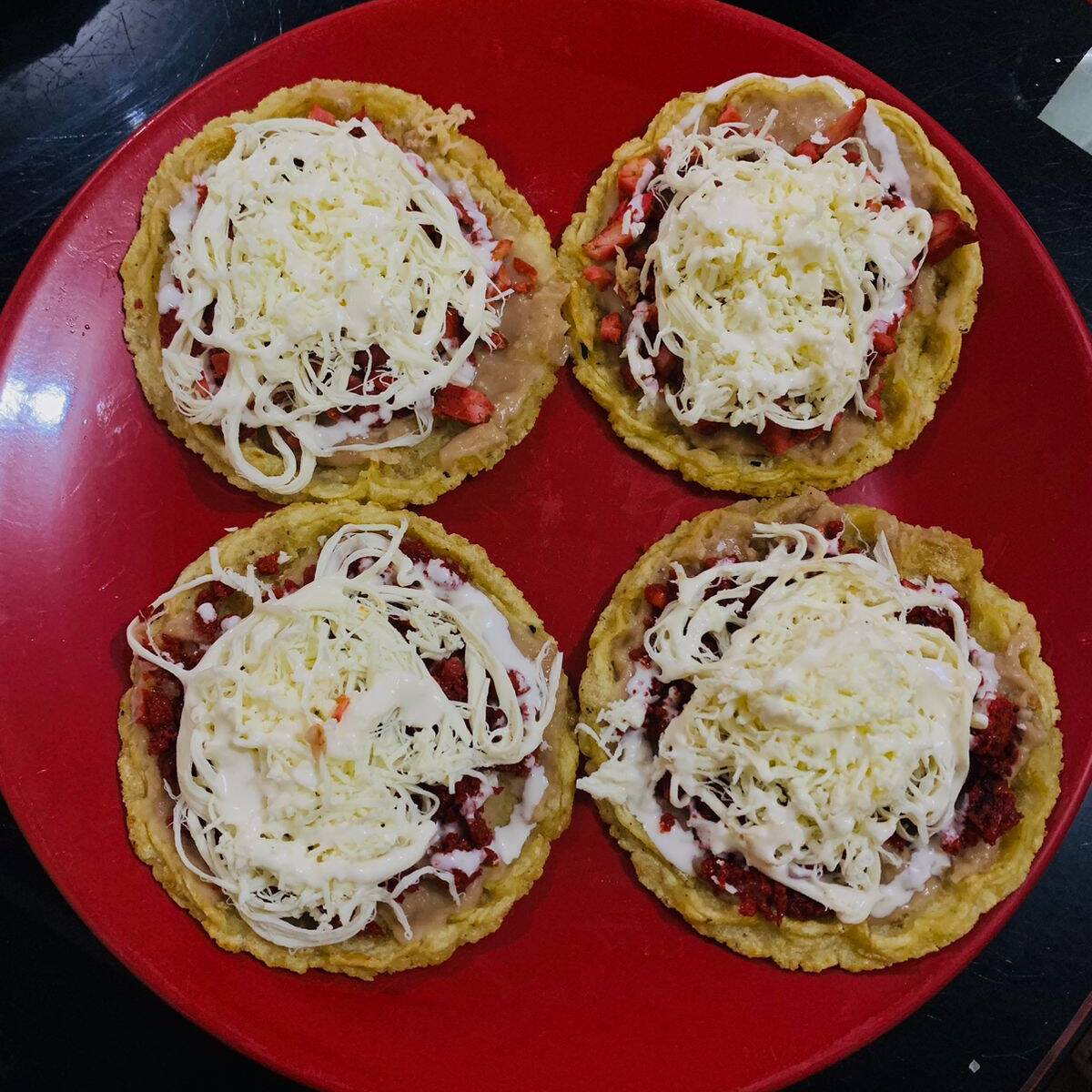 Picaditas de longaniza