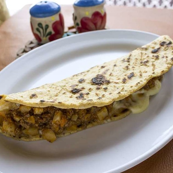 Quesadillas Opción con Milanesa