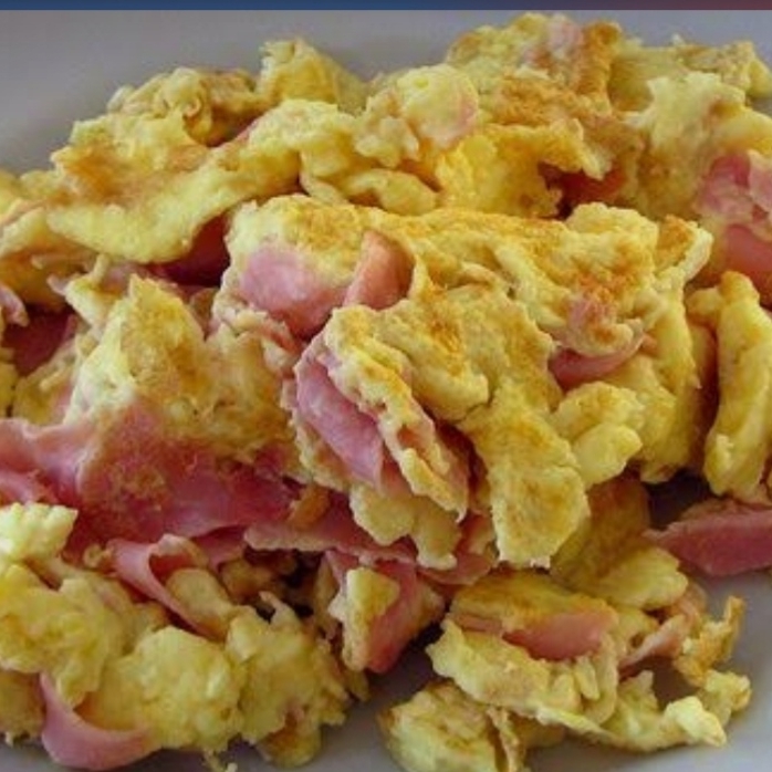 Huevos / jamón y frijol