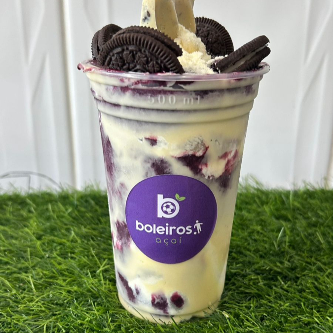 combinacao perfeita de oreo com nosso chocolate preferido o 'laka' , acompanha leite em po e creme de leite ninho