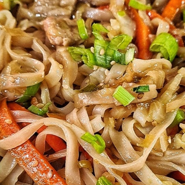 Chow Mein de Cerdo