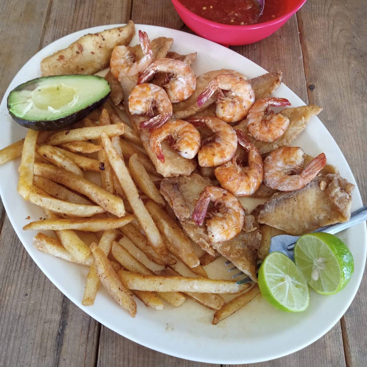 FILETE DE PESCADO EMPANIZADO
