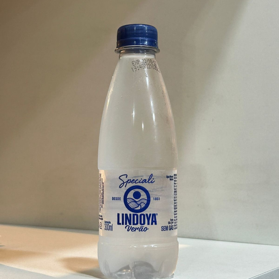 Agua mineral sem gás