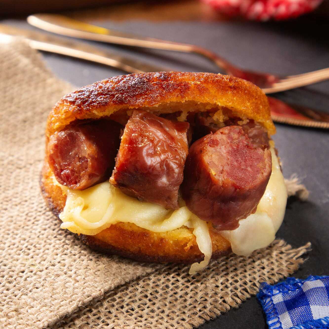 Arepa de Choclo con Chorizo