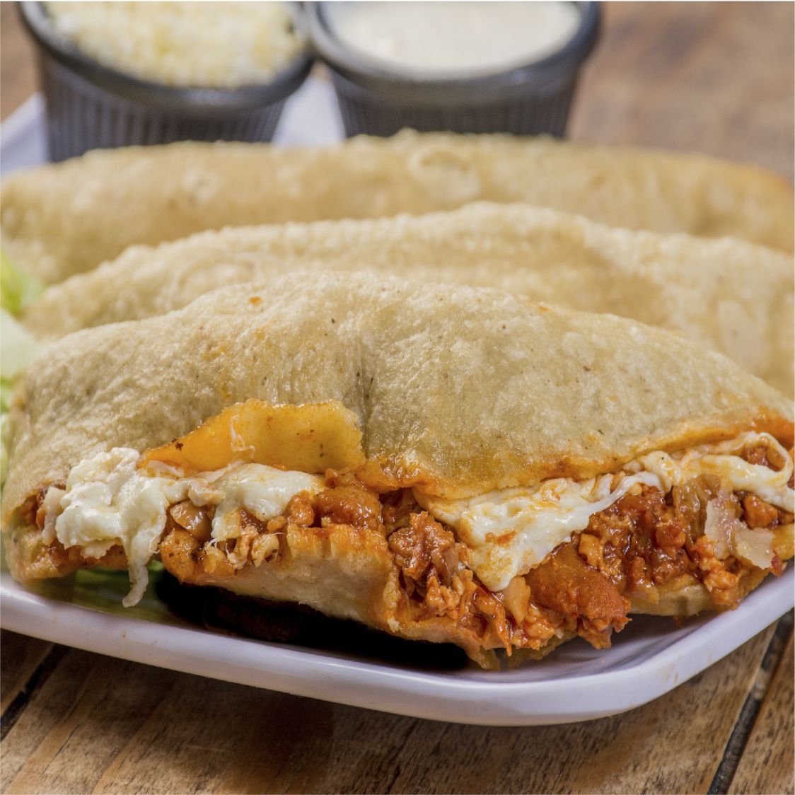 ORDEN DE 3 QUESADILLA FRITA CON GUISO