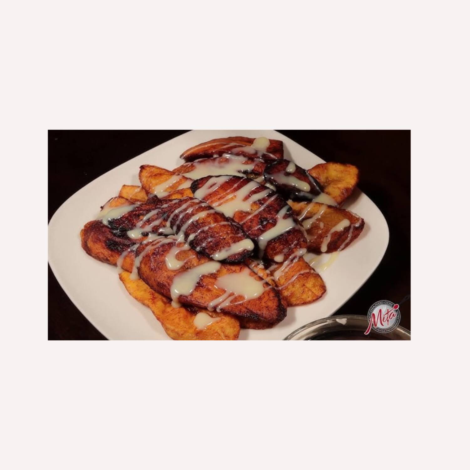 Plátanos fritos con lechera