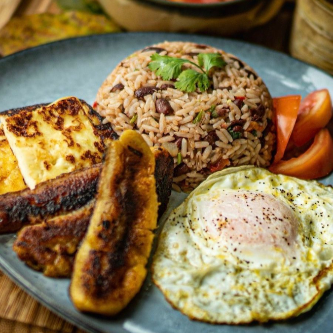 Desayuno Completo + Café