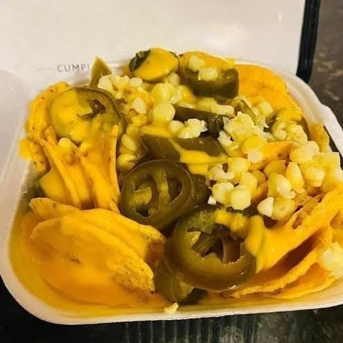 Nachos con Elote