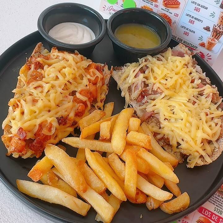 Molletes De Tocino