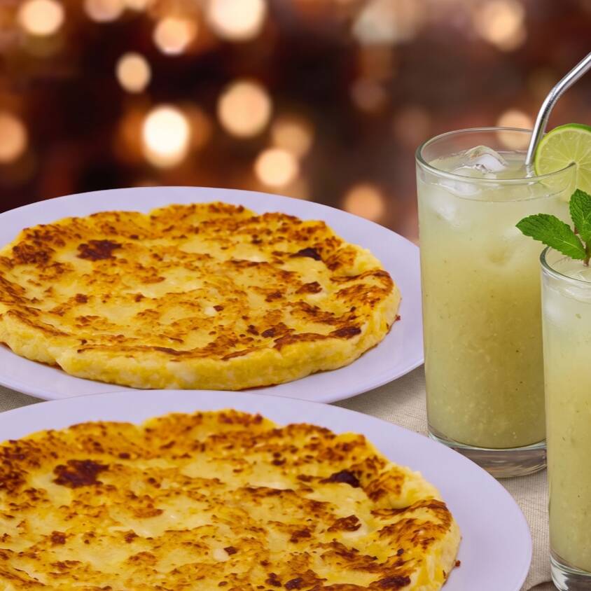 2 Tortillas + 2 Refrescos De Cas