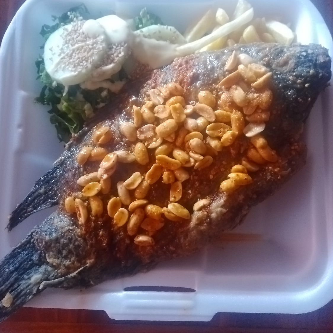 Mojarra Chiltepín con Cacahuate