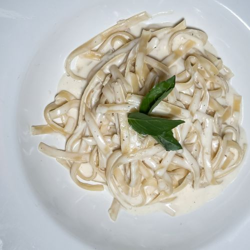 Fetuccini Cuatro Quesos
