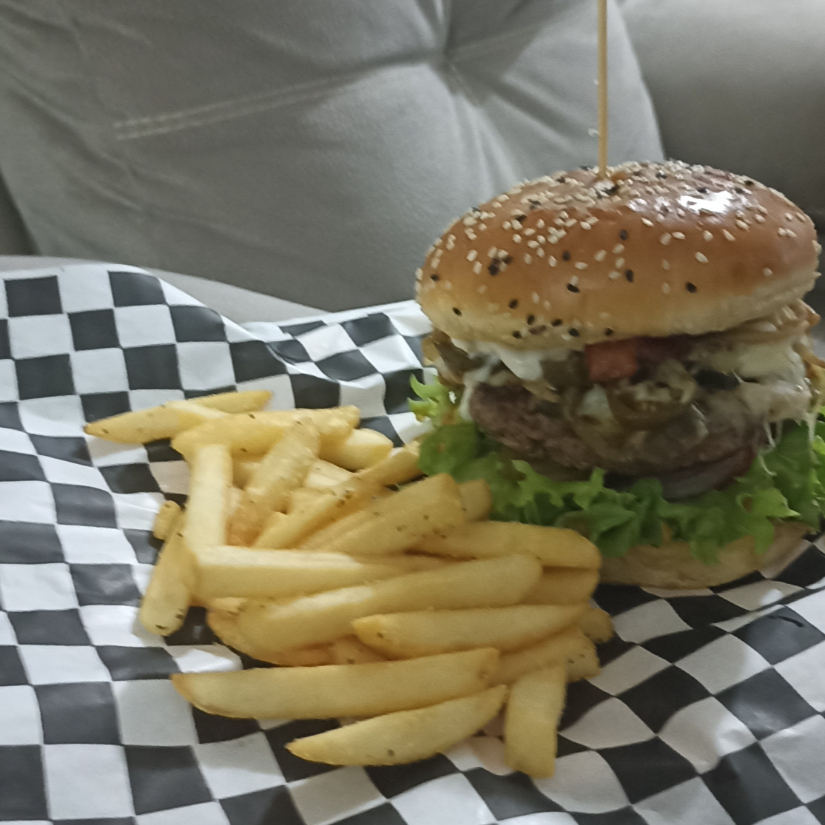 Hamburguesa "Pechugón" 🍗