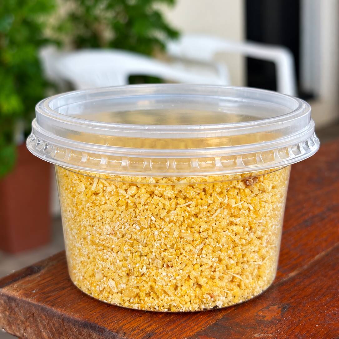 Porção de farinha especial no pote de 250ml