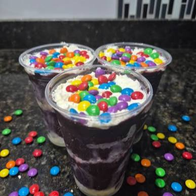 São 3 copos de 500ml! O COMBO PERFEITO
Acompanha: Granola, leite em pó e leite condensado!
Para adicional é necessário adicionar 1 EXTRA PARA CADA COPO!!