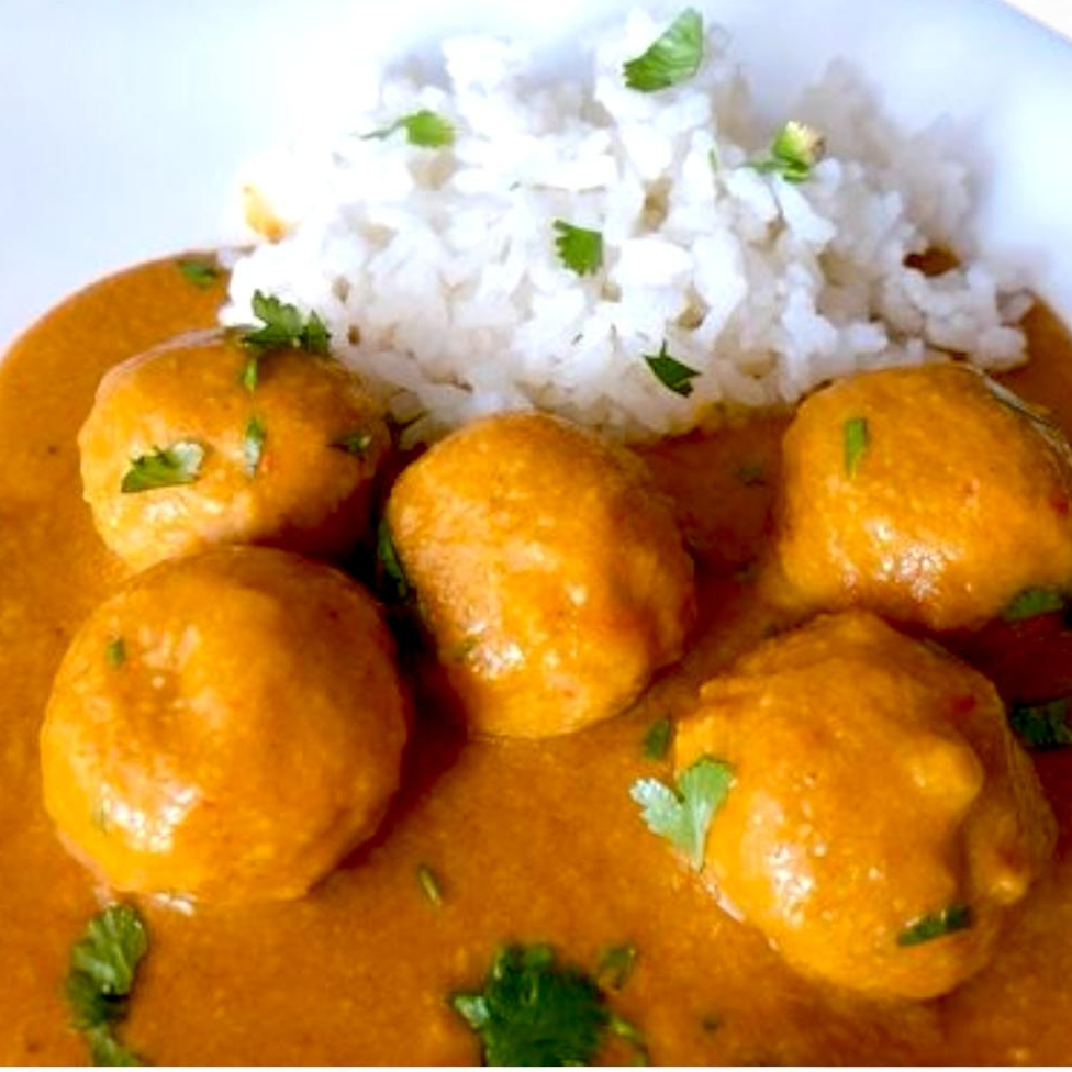 Albondigas de Pavo en Salsa de Cacahuate
