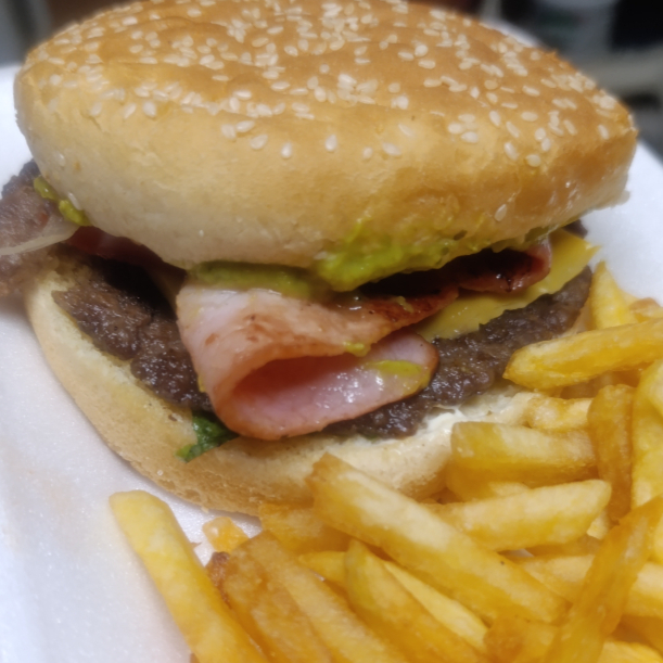 Hamburguesa chica tocino y guacamole