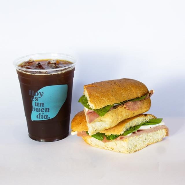 COMBO ICED AMERICANO + BAGUETTE