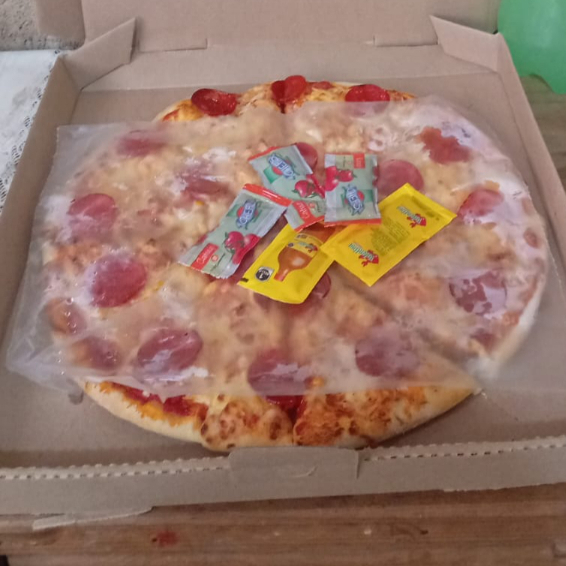 1 pizza fam. pepe