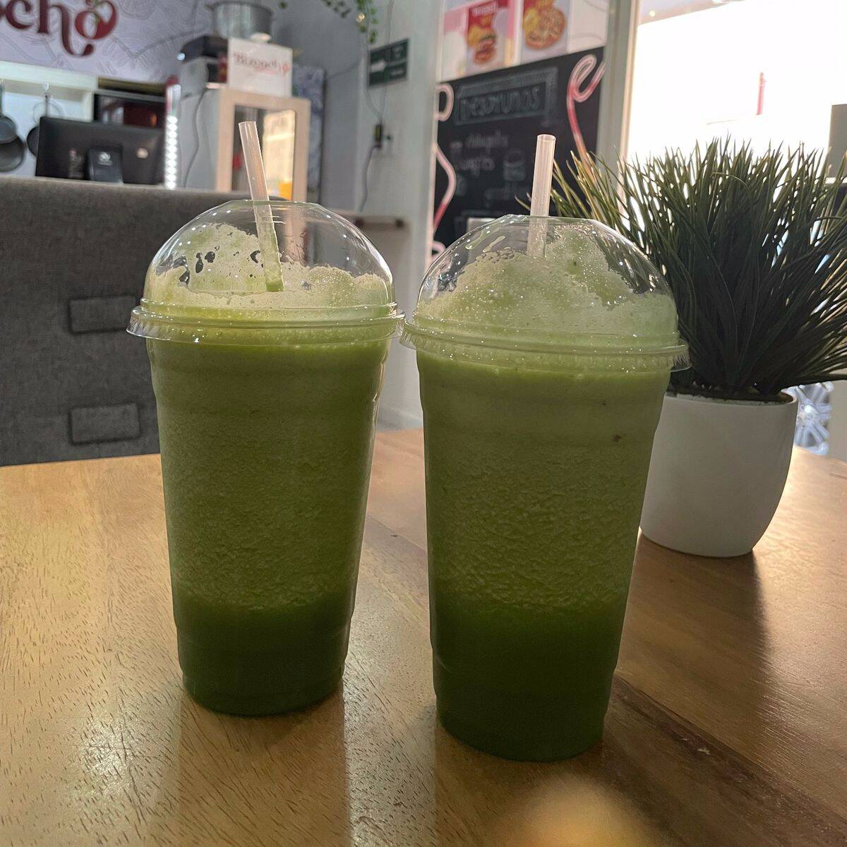 Smoothie Verde 12 Oz
