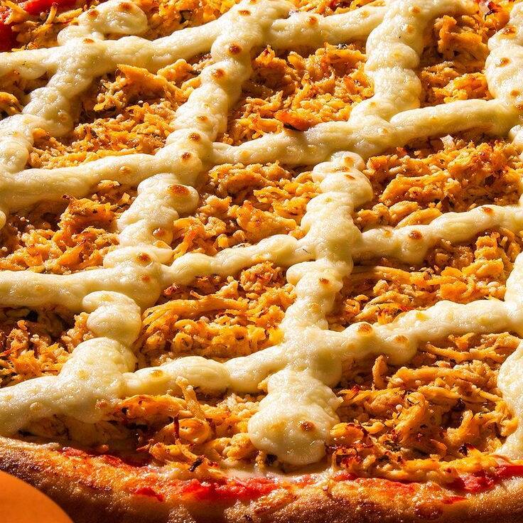 PIZZA G FRANGO COM REQUEIJÃO