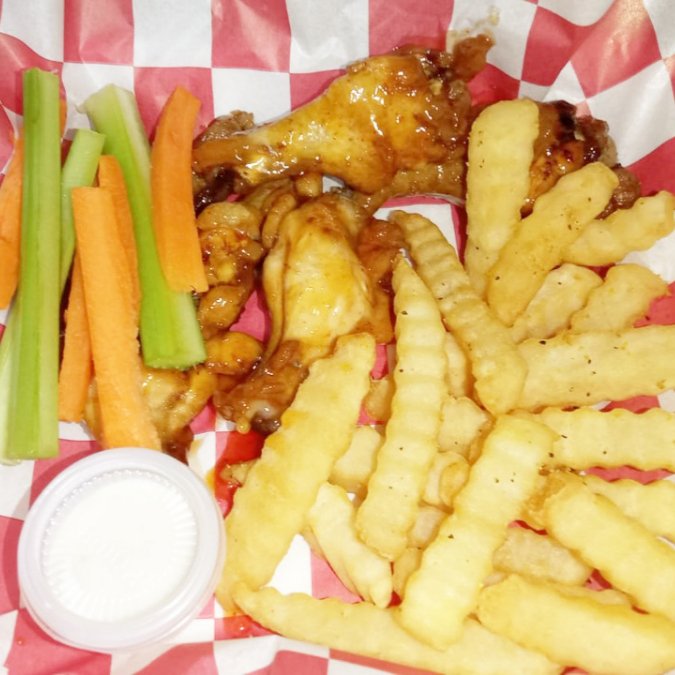 Alitas de Pollo (BBQ, BUFALO Y MANGO HABANERO).